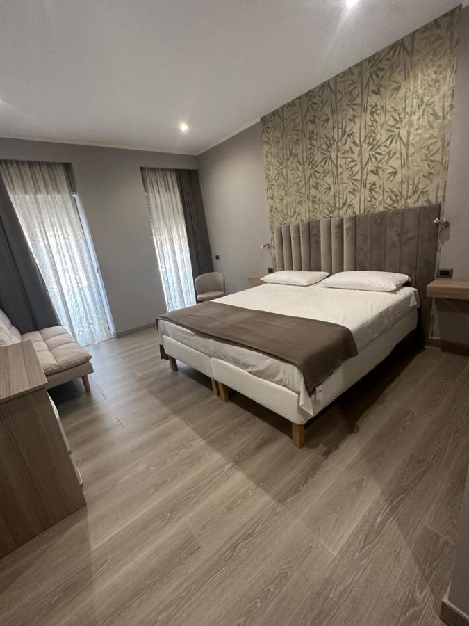 B&B Sanem Luxury Rooms 焦亚陶罗 外观 照片